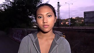 Agente público agente fode asiática bébé Maio tailandês estilo cachorrinho